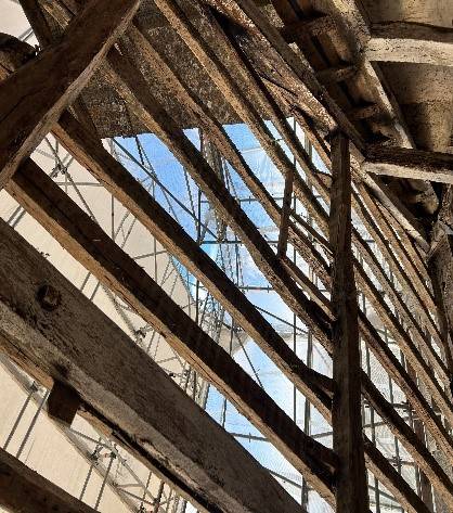 charpente endommagée